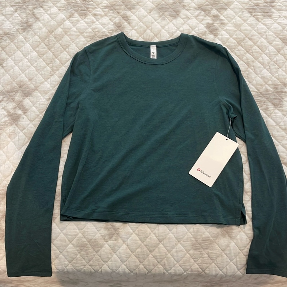 Lululemon Classic-Fit Cotton-Blend Long Sleeve - NWT